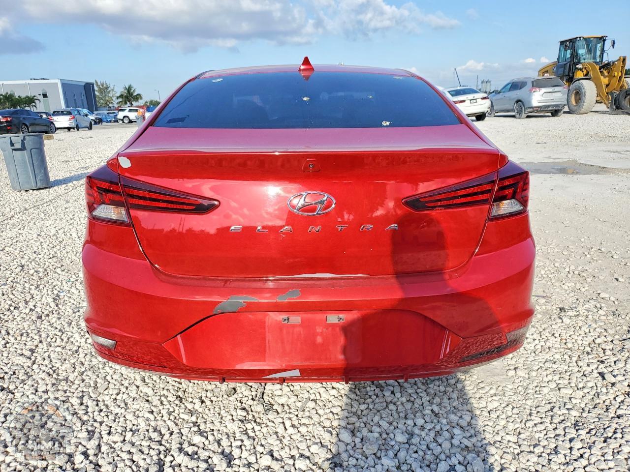2020 HYUNDAI ELANTRA — фото 6