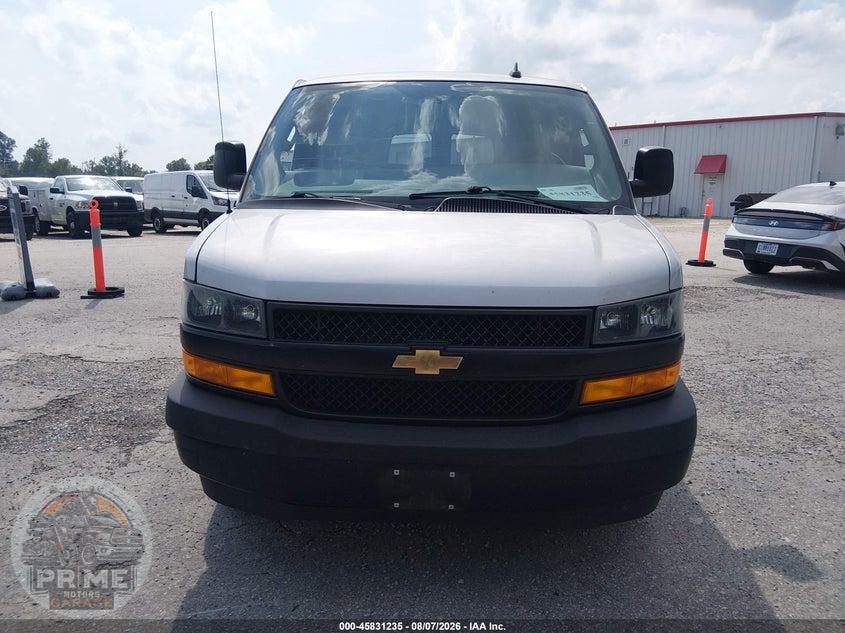 2020 CHEVROLET EXPRESS PASSENGER RWD 3500 EXTENDED WHEELBASE LS — фото 17