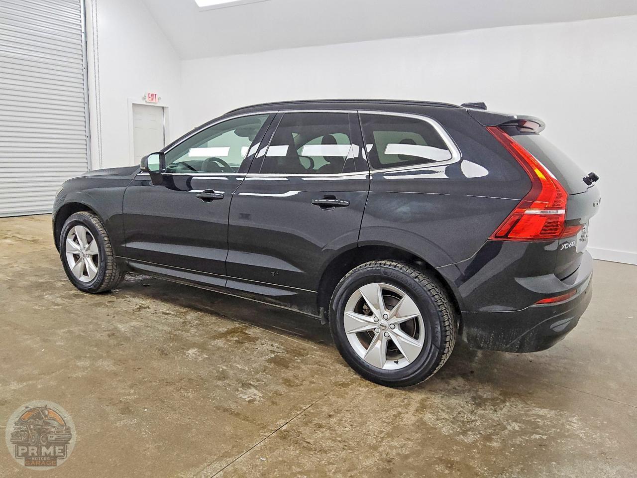 2022 VOLVO XC60 — фото 2