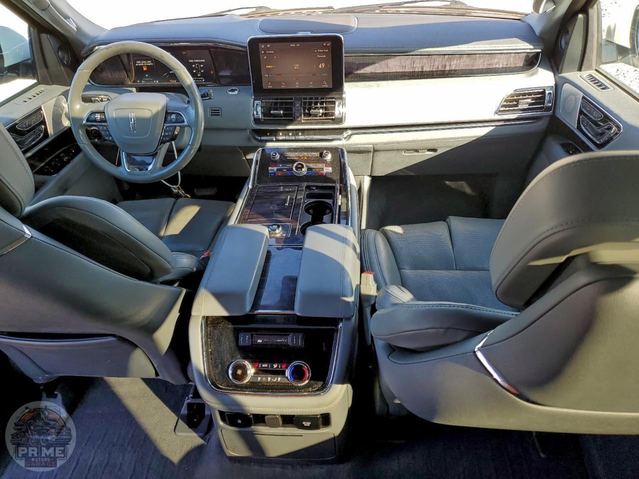 2021 LINCOLN TOWNHOUSE NAVIGATOR — фото 8