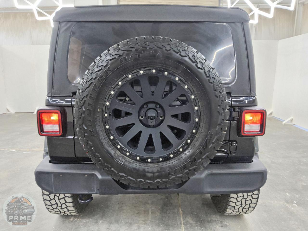 2022 JEEP WRANGLER — фото 29