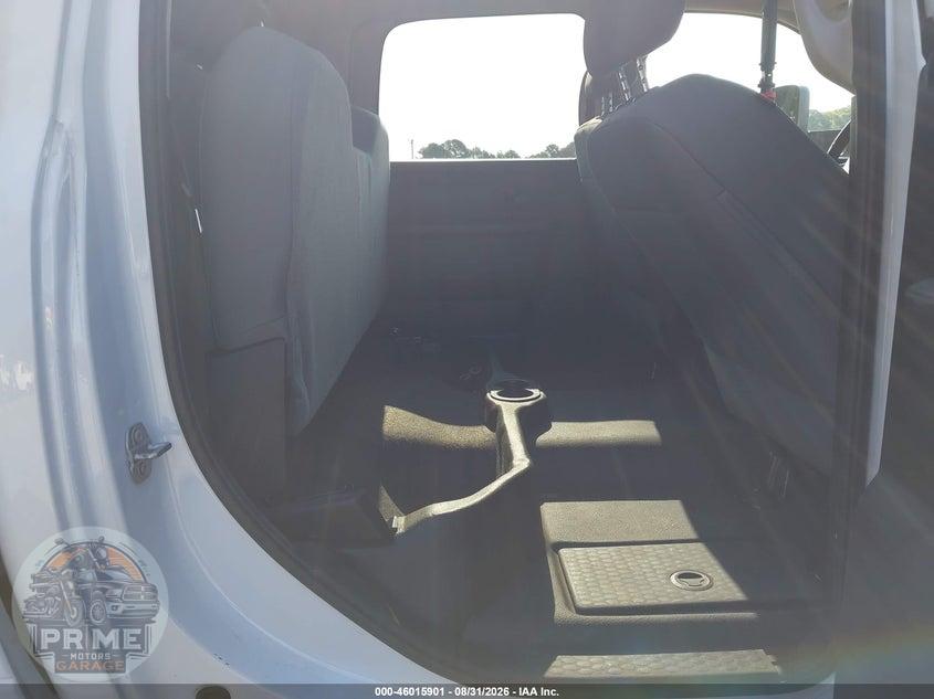 2017 RAM 3500 TRADESMAN  4X4 8' BOX — фото 8
