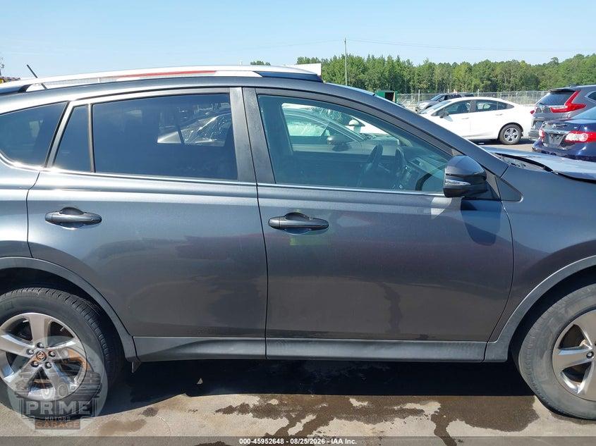 2015 TOYOTA RAV4 XLE — фото 14