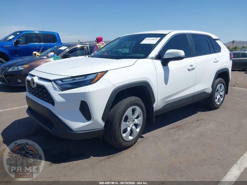 2025 TOYOTA RAV4 LE — фото 2