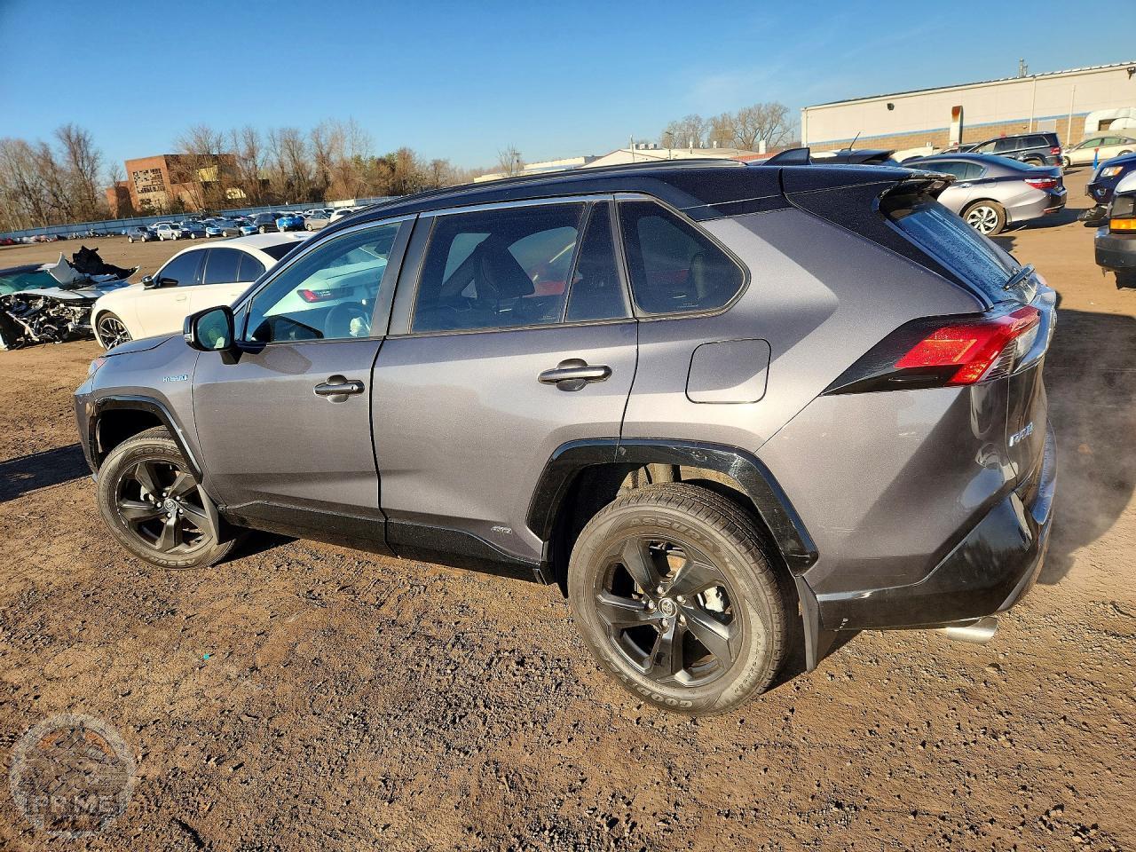 2020 TOYOTA RAV4 — фото 2