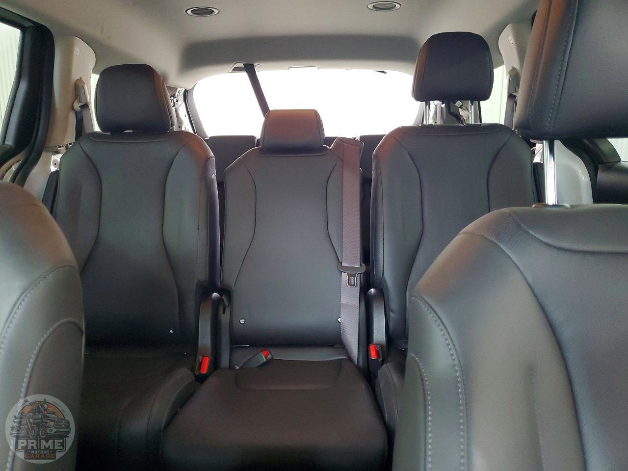 2026 KIA CARNIVAL — фото 10