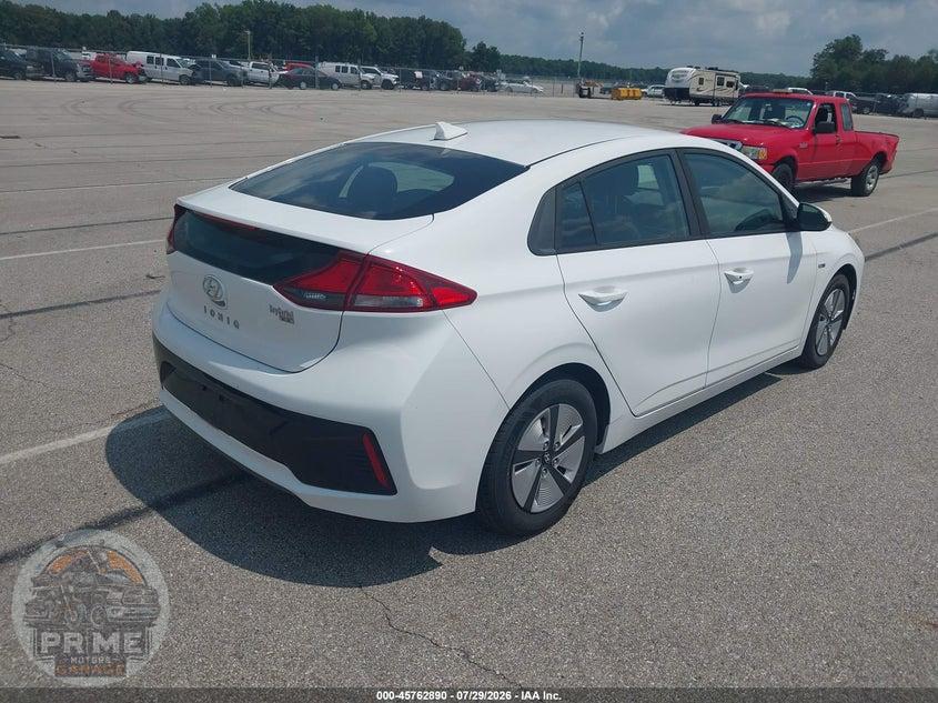 2018 HYUNDAI IONIQ HYBRID BLUE — фото 4