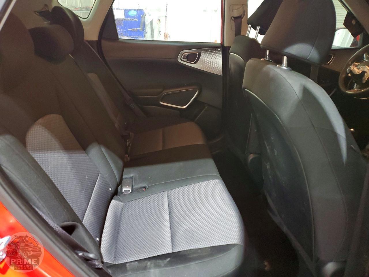 2025 KIA SOUL — фото 10