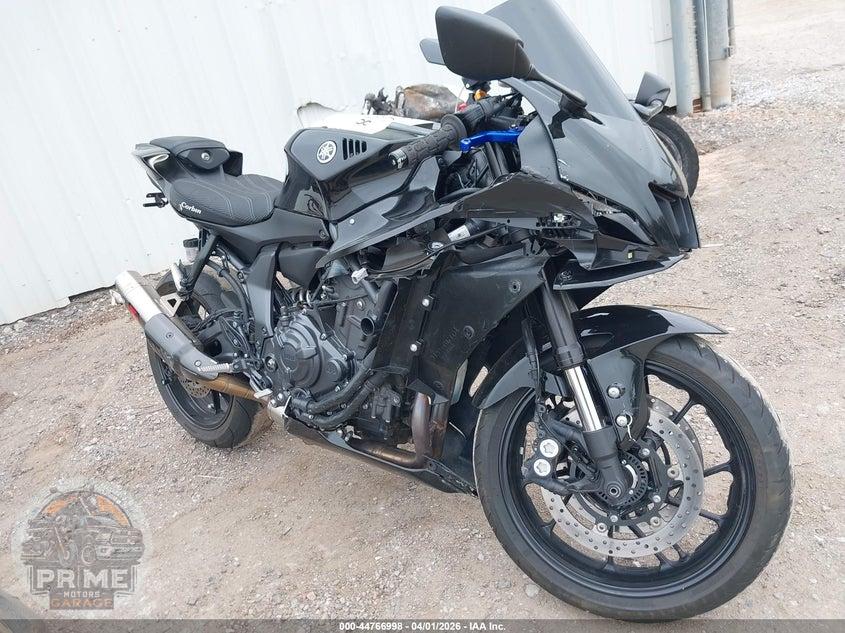 2024 YAMAHA YZFR7 — фото 1