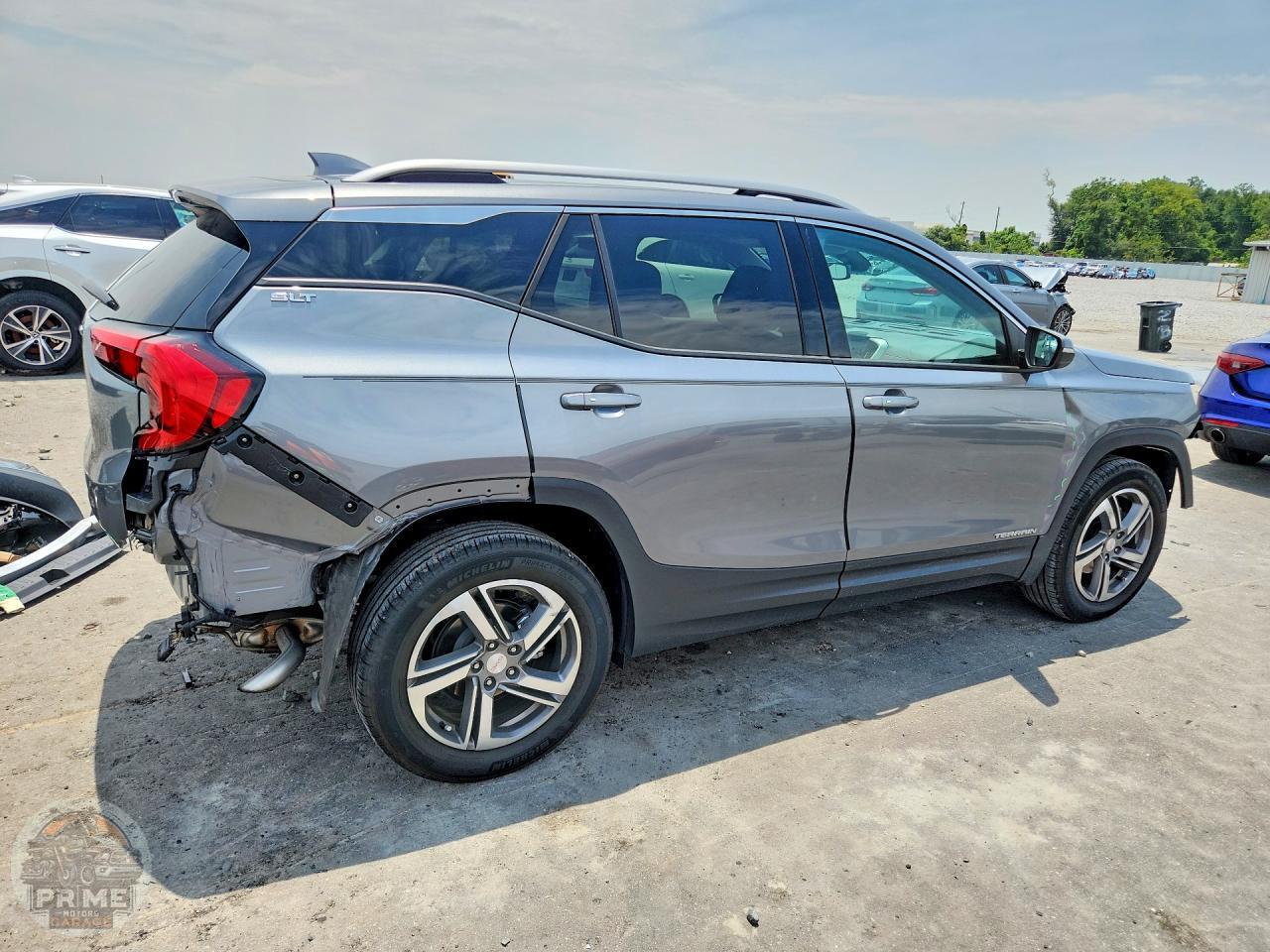 2020 GMC TERRAIN — фото 3