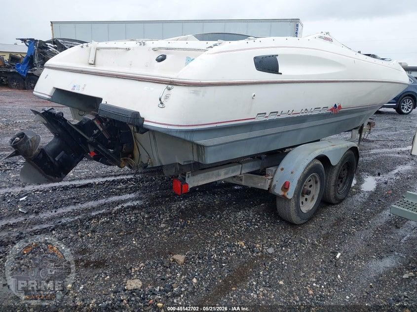 1990 BAYLINER CAPRI 2250 BOAT AND TRAILER — фото 4
