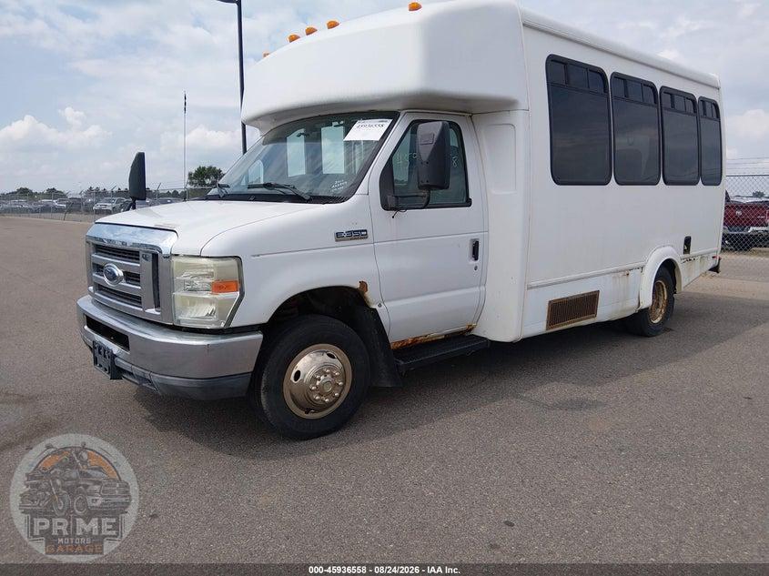 2011 FORD E-350 CUTAWAY — фото 2