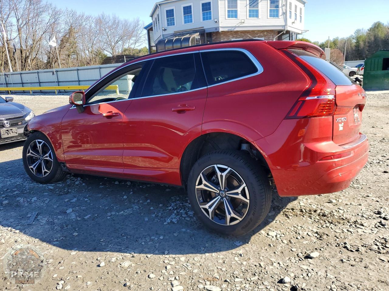 2022 VOLVO XC60 — фото 2