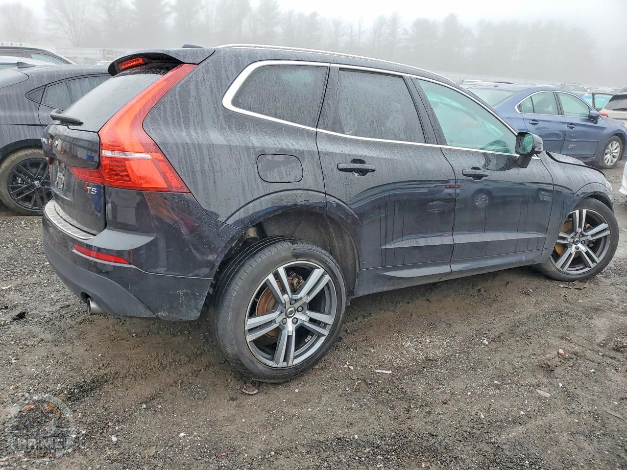 2021 VOLVO XC60 — фото 3
