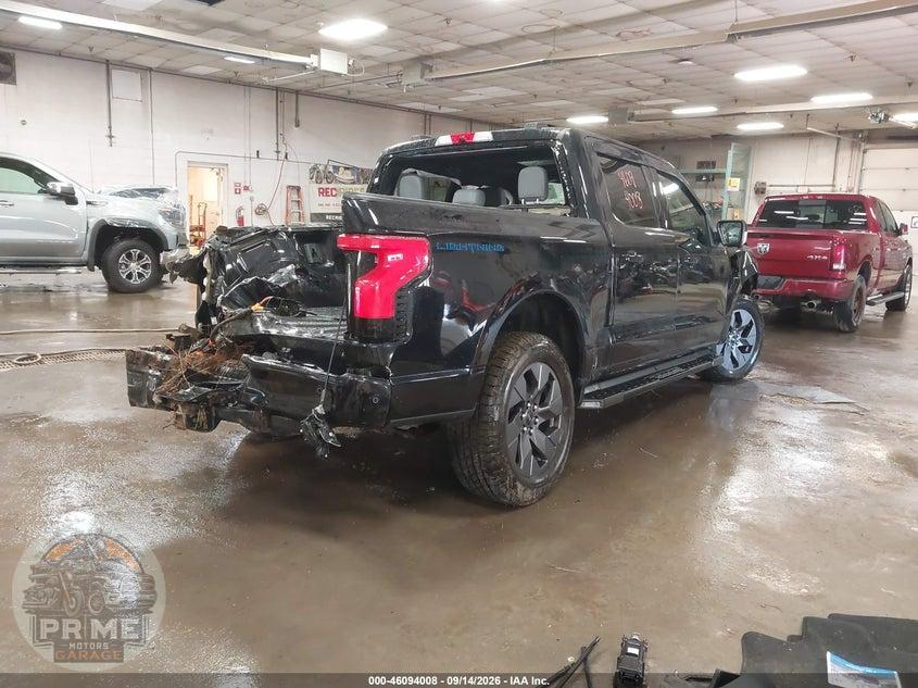 2022 FORD F-150 LIGHTNING LARIAT — фото 4