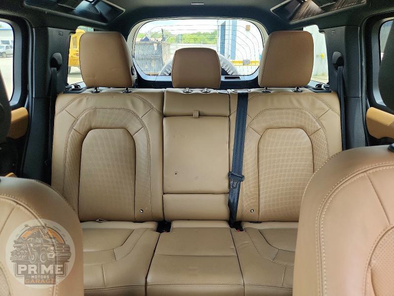 2025 LAND ROVER DEFENDER — фото 10