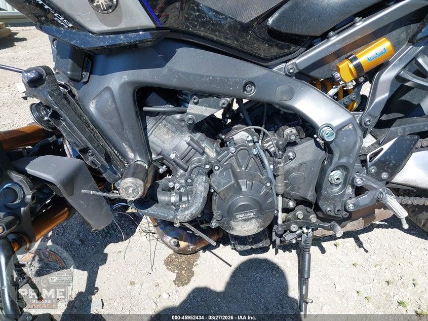 2025 YAMAHA MT09 SP — фото 9