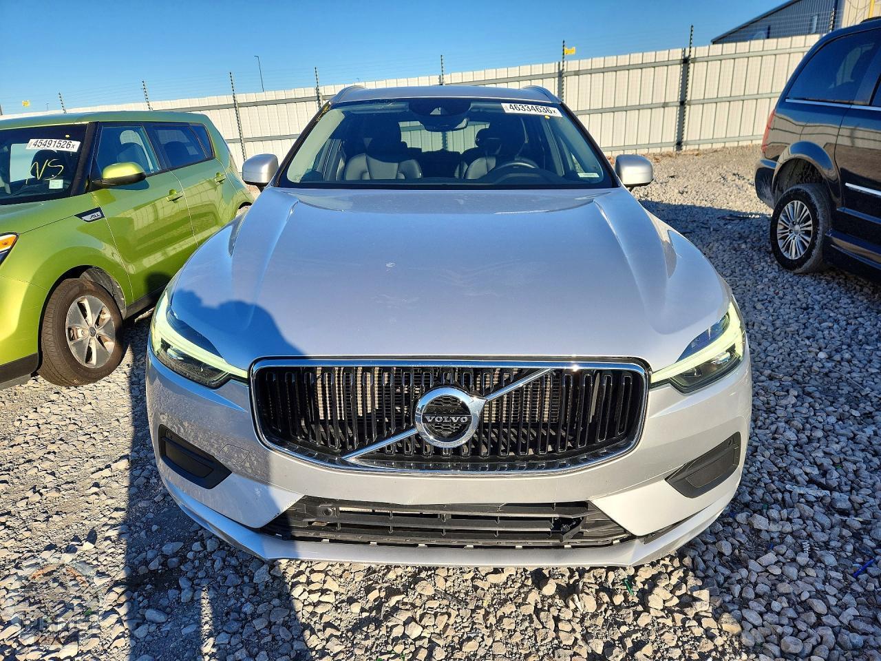 2021 VOLVO XC60 — фото 5