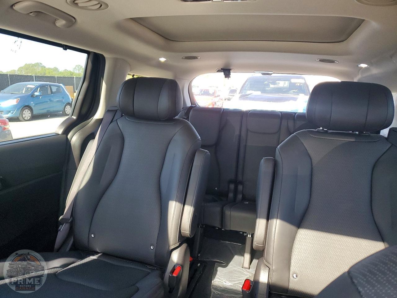 2025 KIA CARNIVAL — фото 10