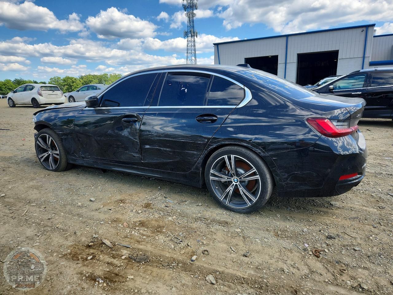 2024 BMW 3 SERIES — фото 2