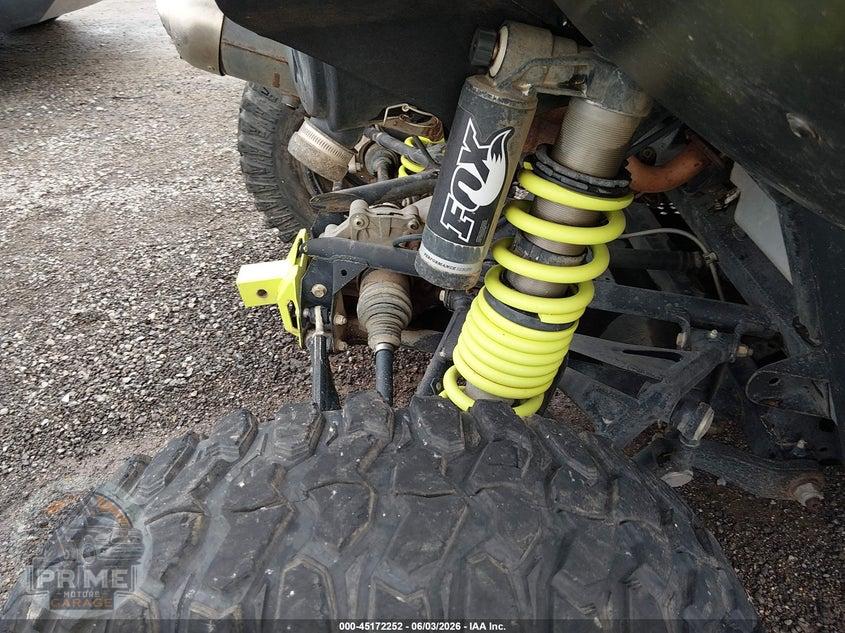 2016 CAN-AM MAVERICK MAX 1000R TURBO/X DS/RS — фото 8