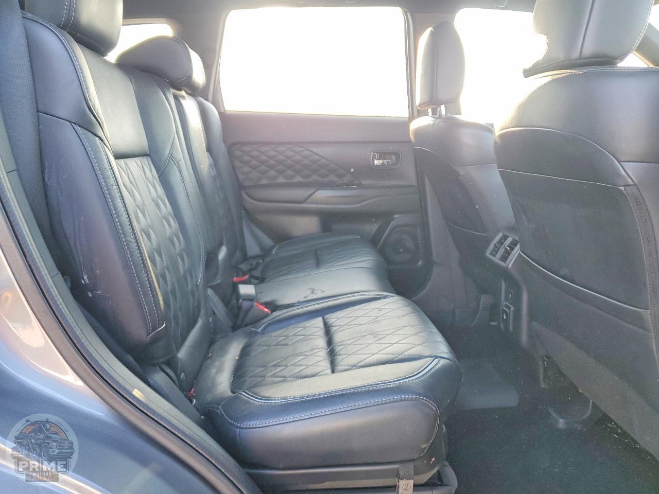 2022 MITSUBISHI OUTLANDER — фото 11