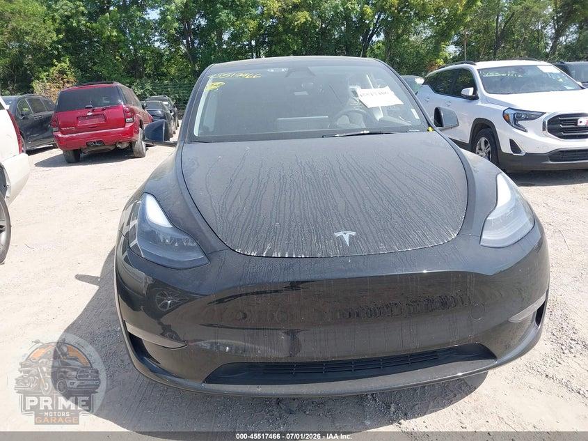 2024 TESLA MODEL Y LONG RANGE DUAL MOTOR ALL-WHEEL DRIVE — фото 13