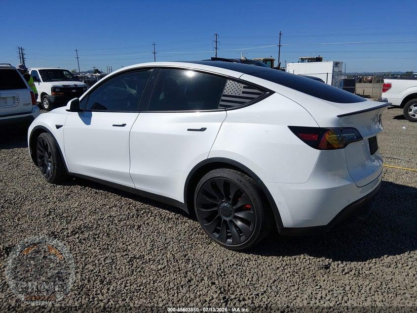 2022 TESLA MODEL Y PERFORMANCE DUAL MOTOR ALL-WHEEL DRIVE — фото 3