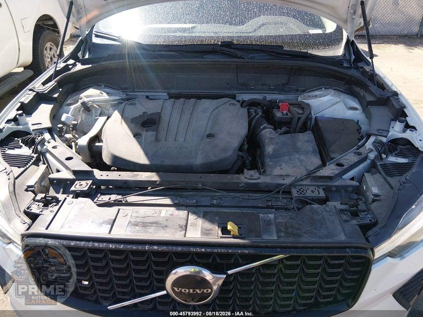 2024 VOLVO XC60 B5 PLUS DARK THEME — фото 10