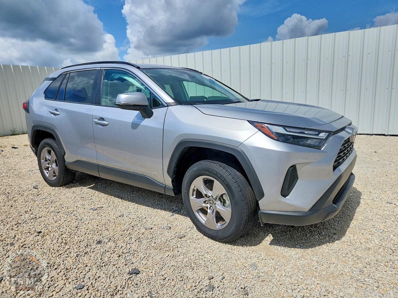 2025 TOYOTA RAV4 — фото 4
