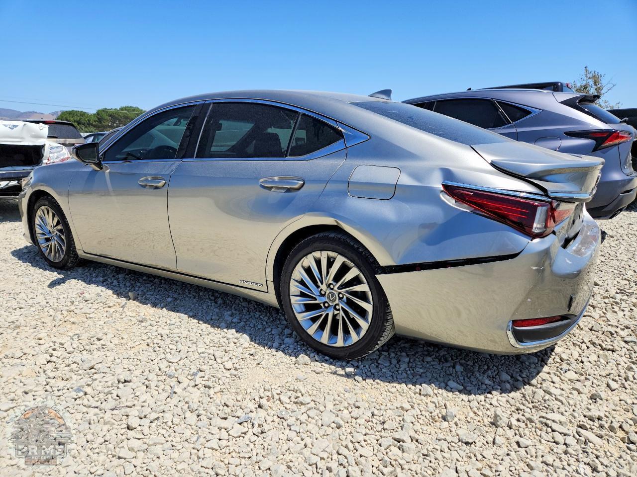 2020 LEXUS ES — фото 2