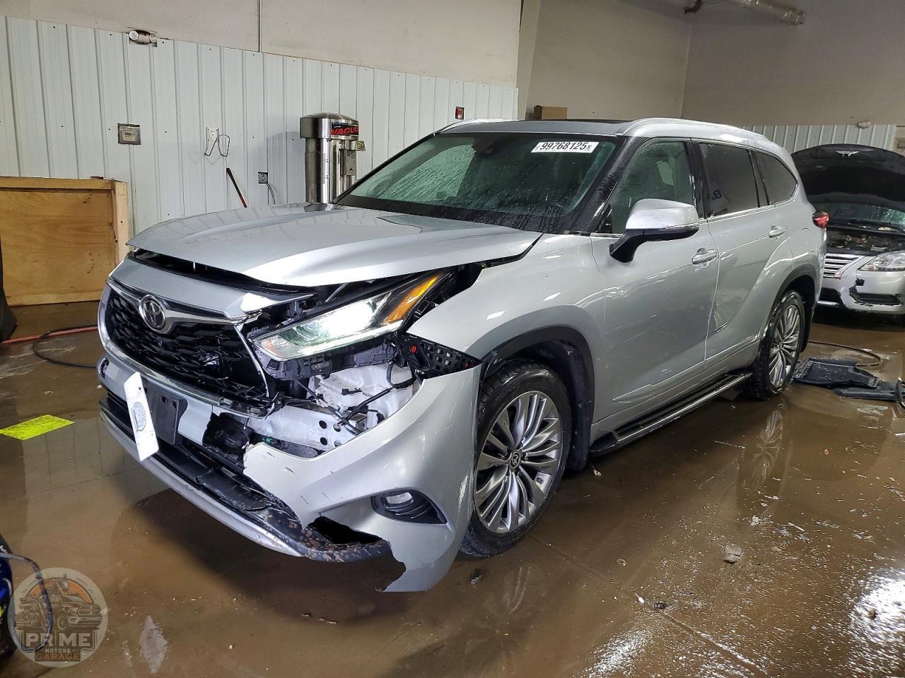 2020 TOYOTA HIGHLANDER — фото 1