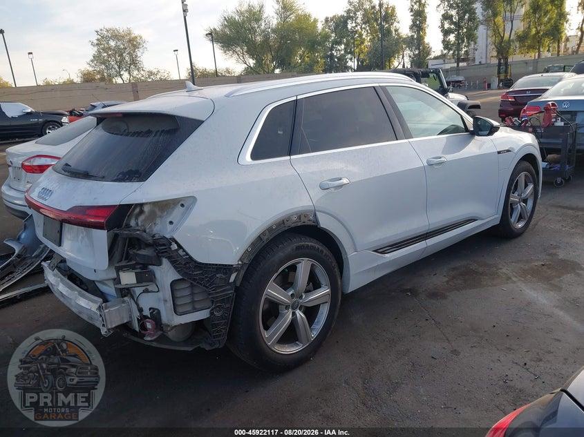 2019 AUDI E-TRON PREMIUM PLUS — фото 4