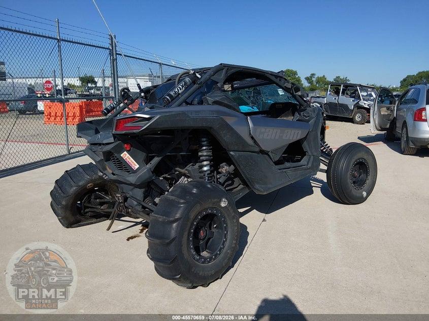 2018 CAN-AM MAVERICK X3 X RS TURBO R — фото 4