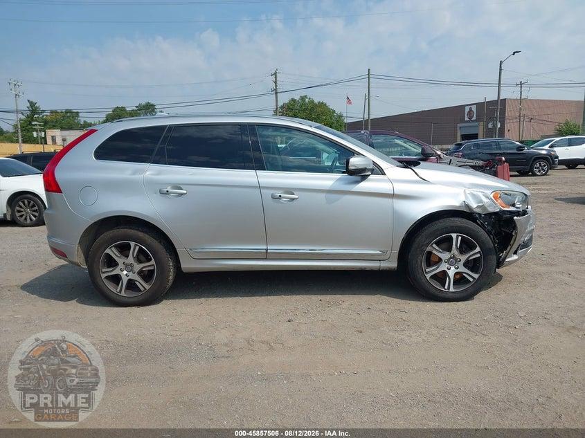 2015 VOLVO XC60 T6 PLATINUM — фото 13