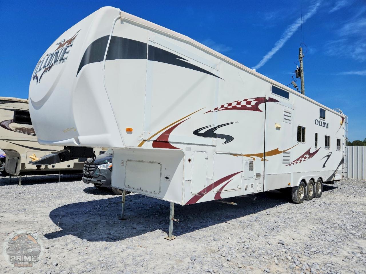 2009 HEARTLAND RV CYCLONE — фото 2