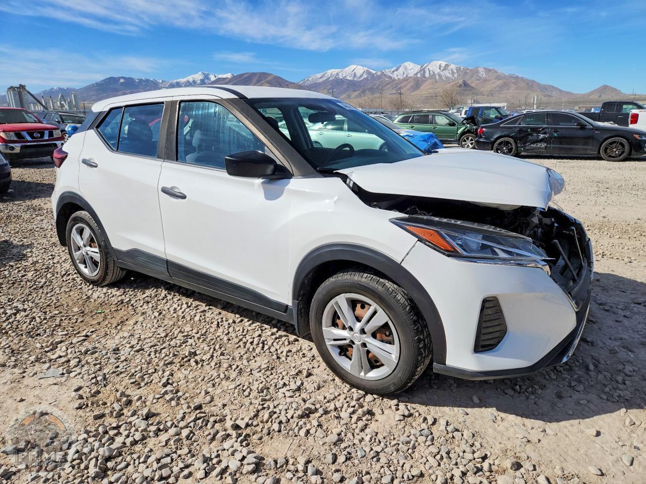 2021 NISSAN KICKS — фото 4