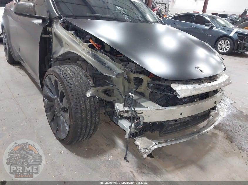 2022 TESLA MODEL Y PERFORMANCE DUAL MOTOR ALL-WHEEL DRIVE — фото 20