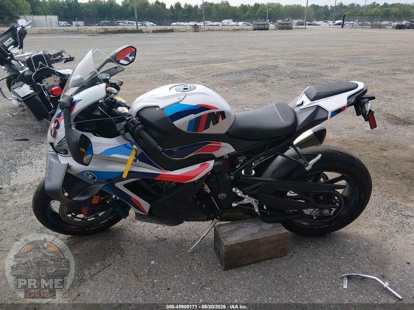 2026 BMW M 1000 RR — фото 9