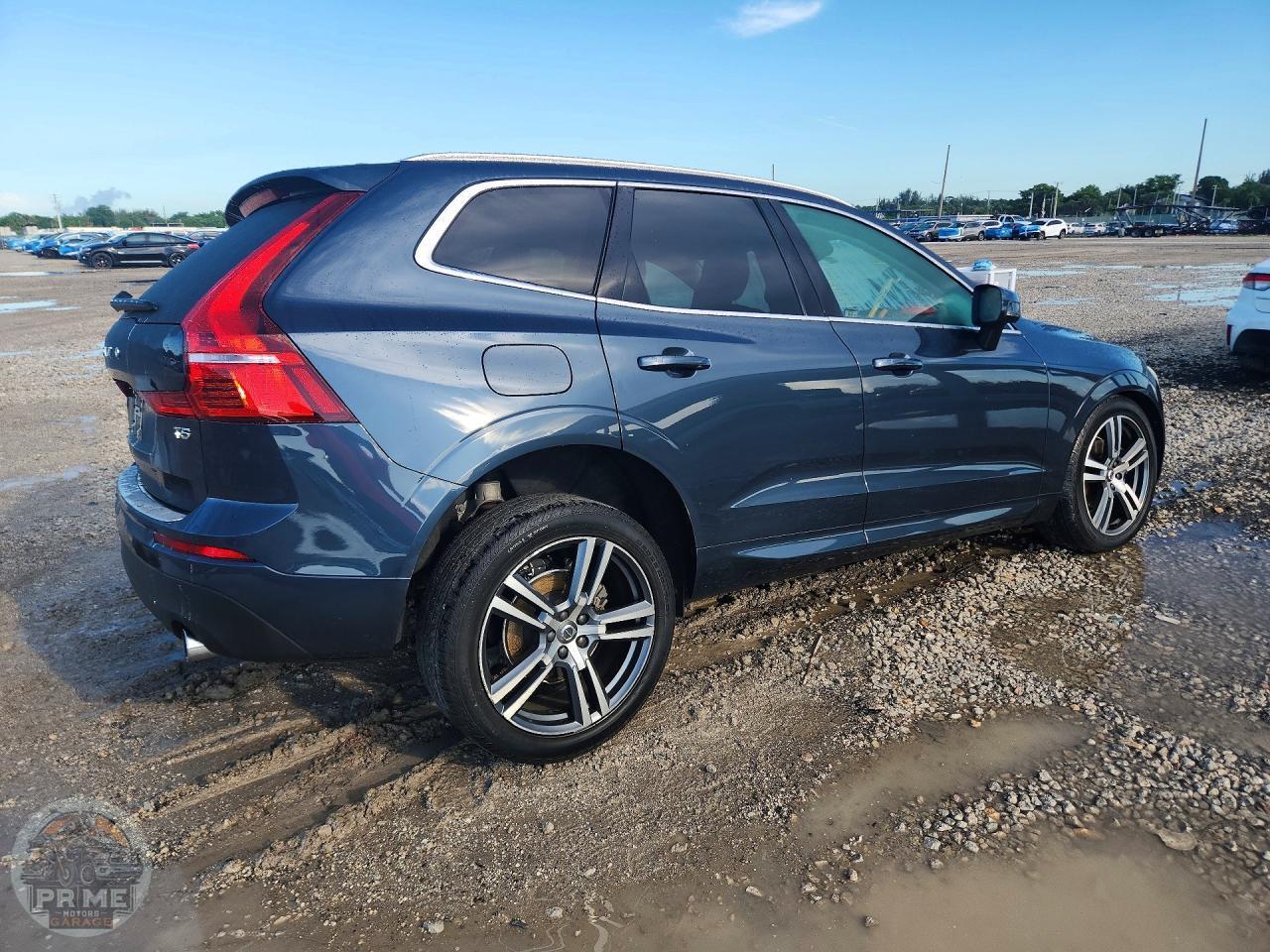 2021 VOLVO XC60 — фото 3