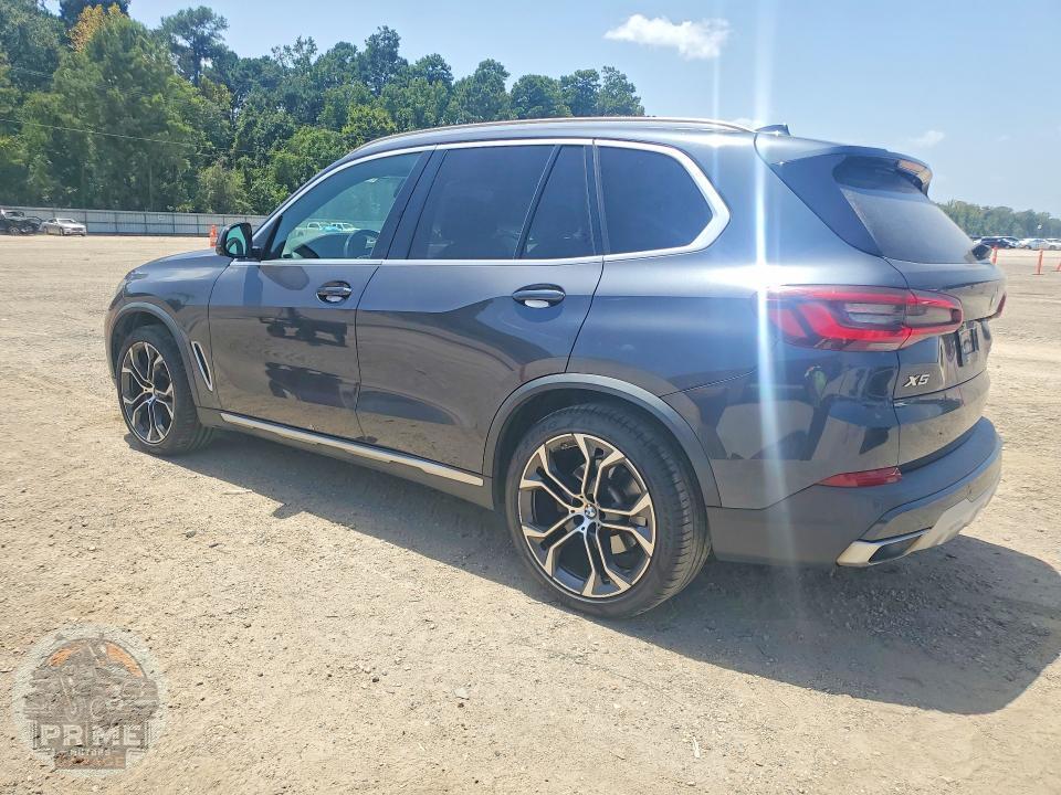 2021 BMW X5 — фото 2