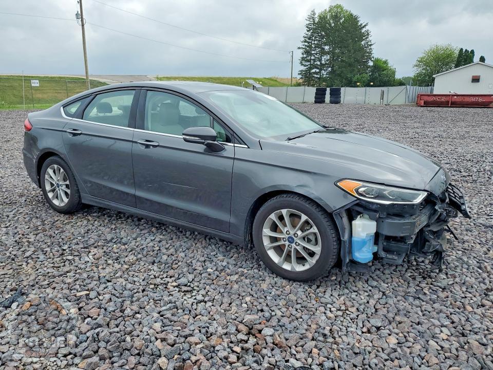 2020 FORD FUSION — фото 4