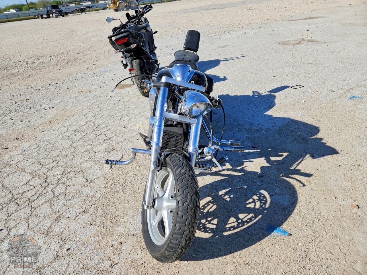 2015 HONDA VT1300 — фото 2