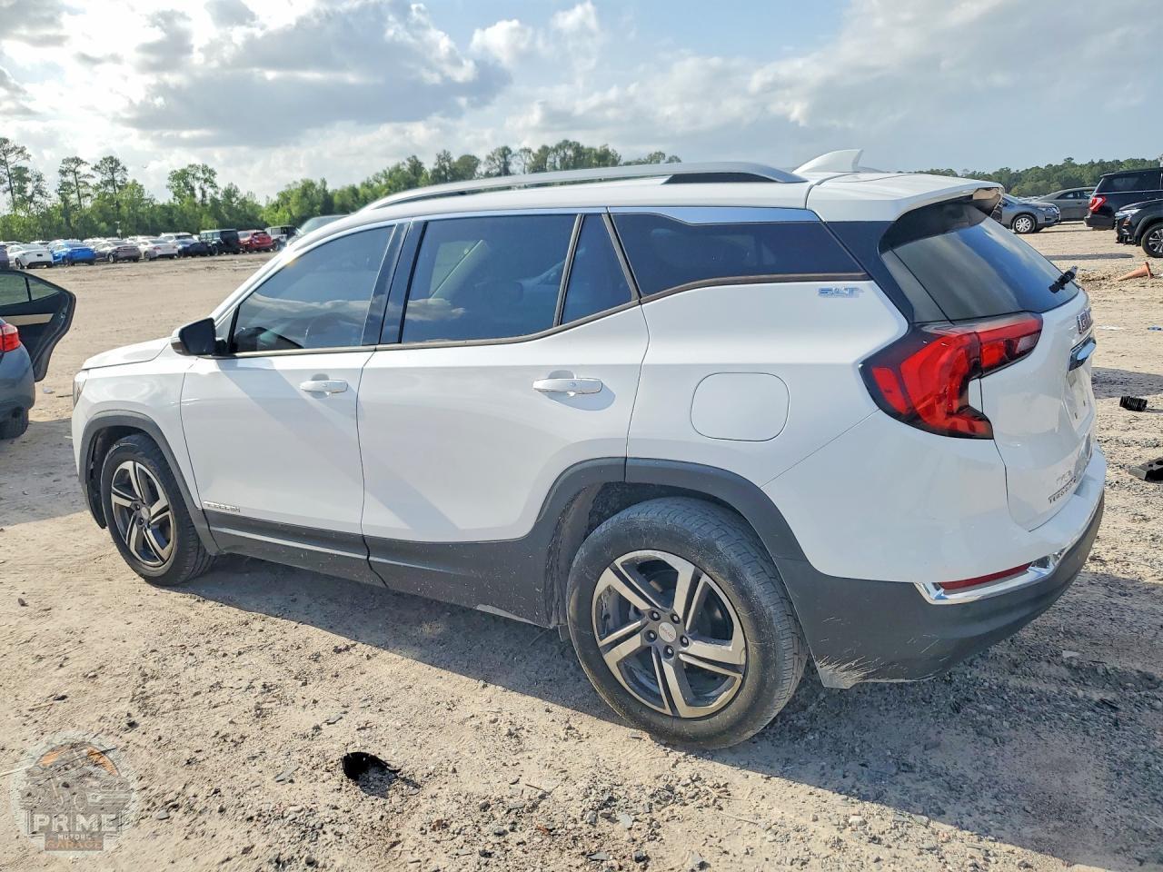2020 GMC TERRAIN — фото 2