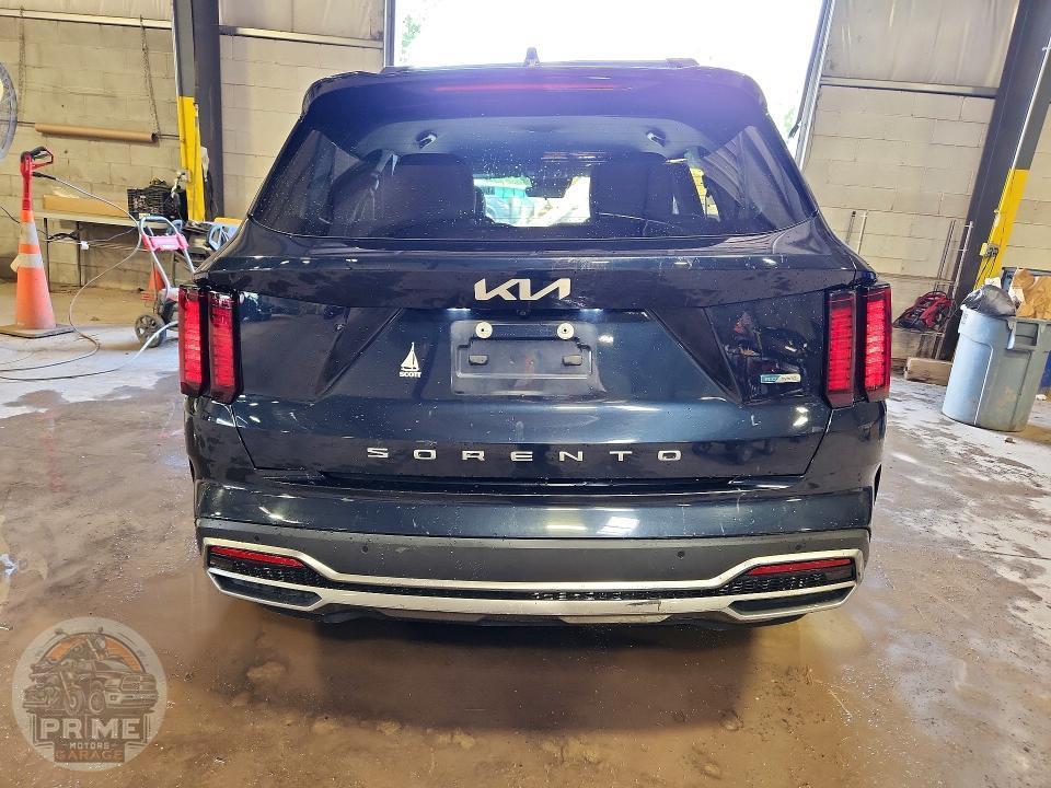 2022 KIA SORENTO — фото 6