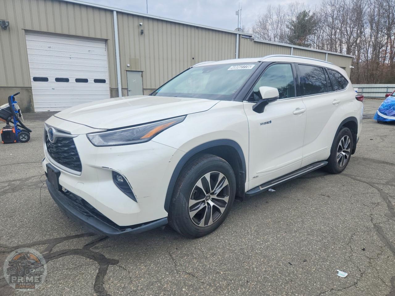 2021 TOYOTA HIGHLANDER — фото 1