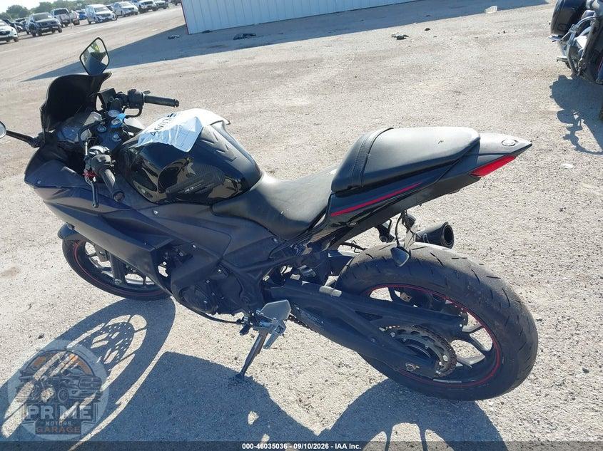 2018 YAMAHA YZFR3 — фото 3