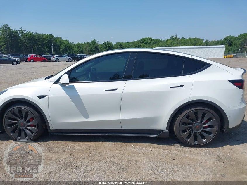 2022 TESLA MODEL Y PERFORMANCE DUAL MOTOR ALL-WHEEL DRIVE — фото 12