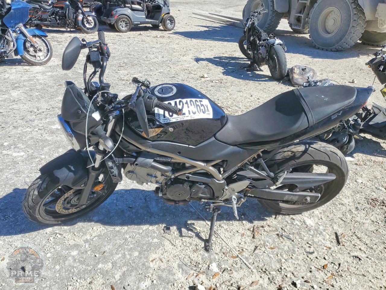 2022 SUZUKI SV650 — фото 3