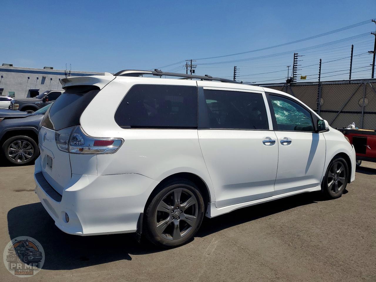 2020 TOYOTA SIENNA — фото 2